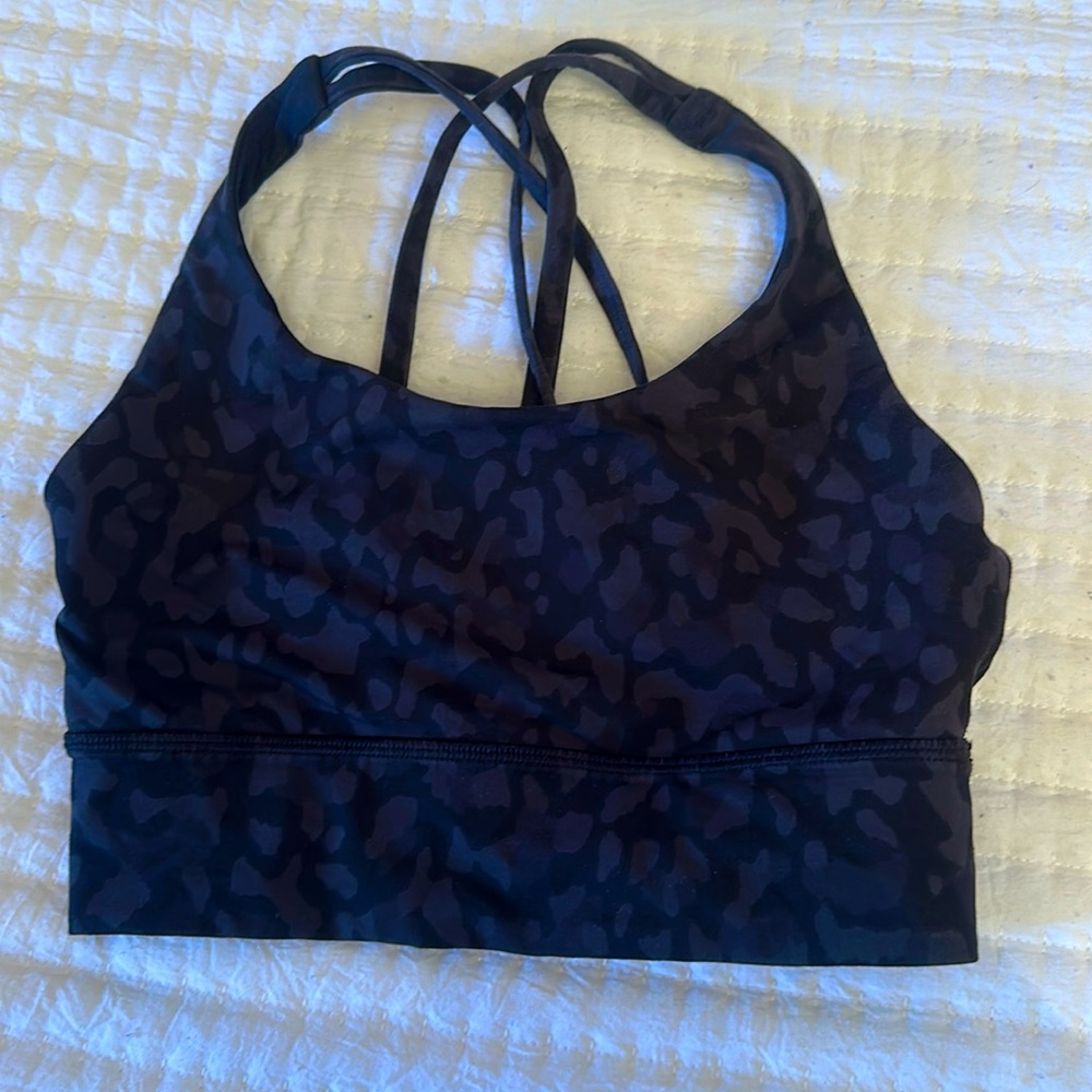 Size 4 lululemon sports bra 
Camo color